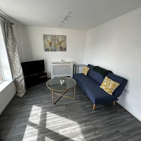 Suites By Rehoboth - Abbey Wood Station - London Zone 4 Extérieur photo
